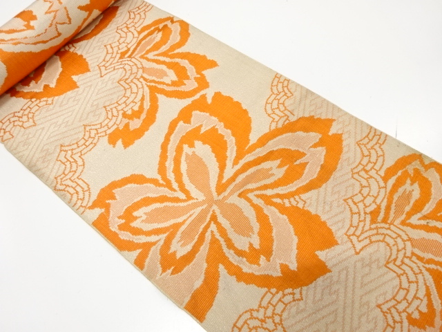 アンティーク　雲に花模様織り出し　八寸帯地反物